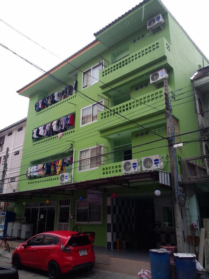 Gh Hostel Ramkhamhaeng Bangkok Exterior photo